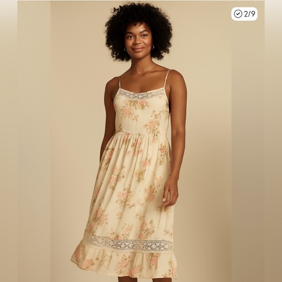 Band of Gypsies Dresses & Skirts - Band of Gypsies Cream Sundress with Spaghetti Straps Size L